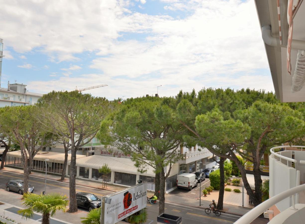 Magica Immobiliare - Doge 22 Lägenhet Lido di Jesolo Exteriör bild